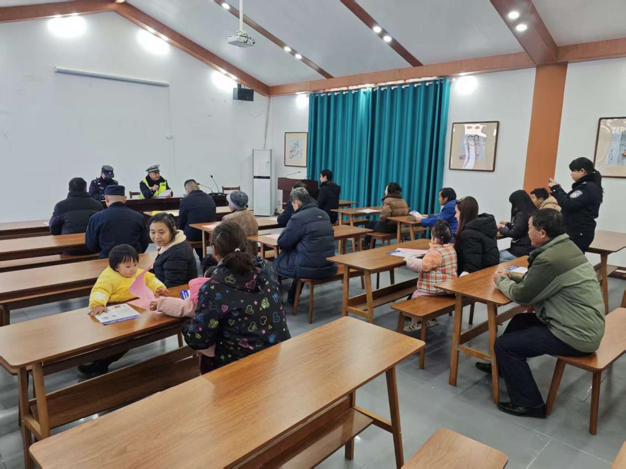 33bc3bae47d08e055779e7b6e703ab7e