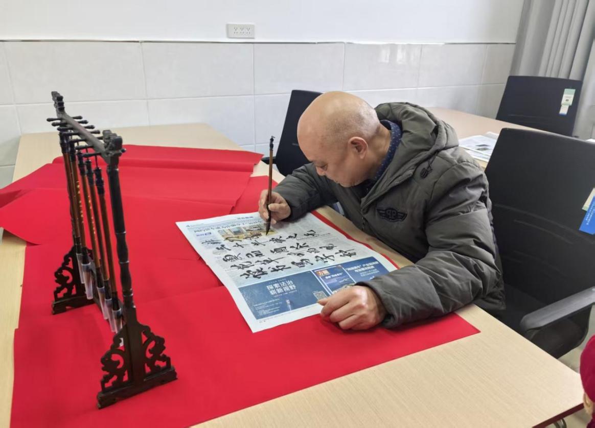 9f6999dd1fe4de8bfe9966afe3d6e43f