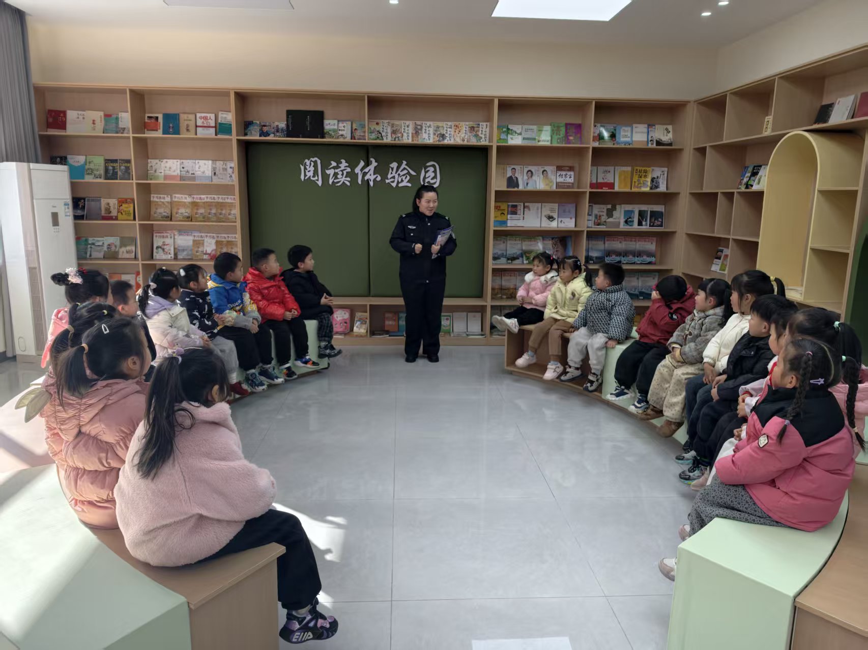 685d91bbf26a36e3d8f718ee7e858fab