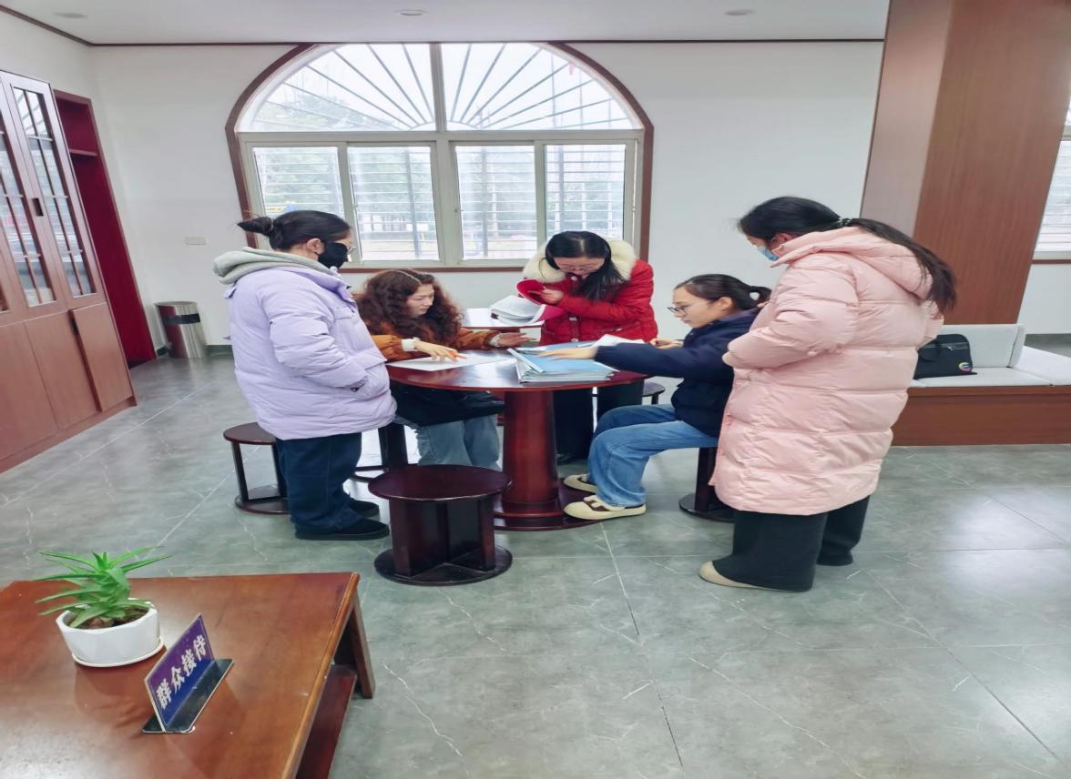 e233165784e71a236d9de1881522c263