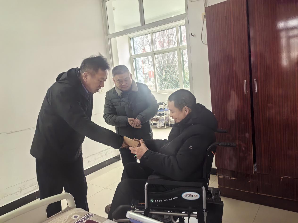 f9e9d1eb27c75daf39b79b301f16b1d9