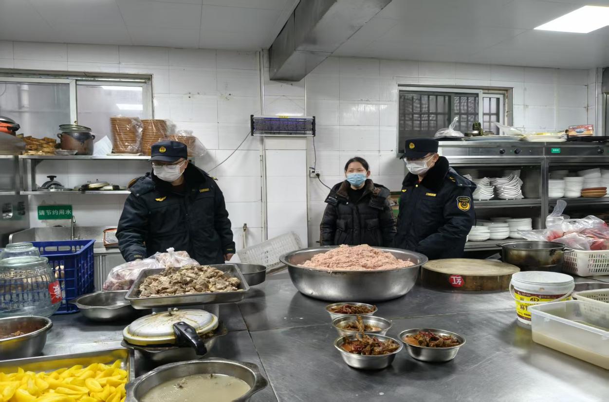 08333d1e1dee381a7fa81ed9660e2e17