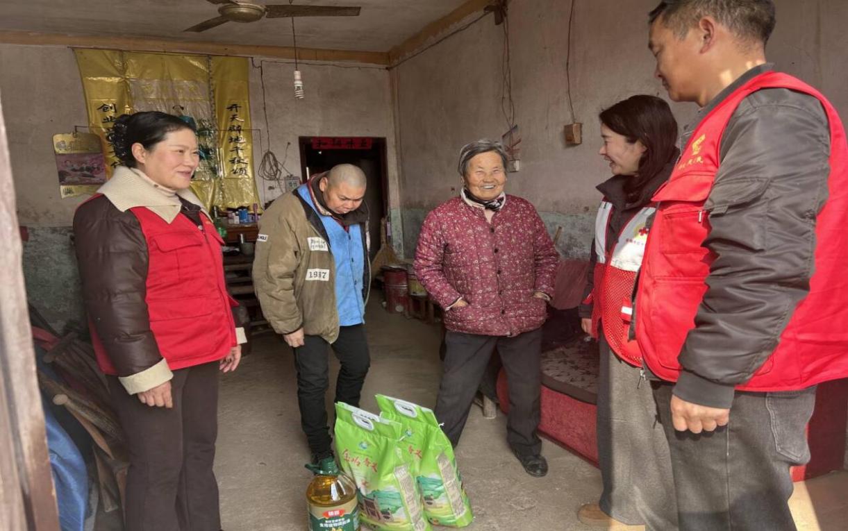 KBY_E5A[ZHTI[GG~7SV]C65_tmb