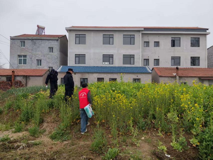 c963c2e05ae7503044e28c87f8db9804