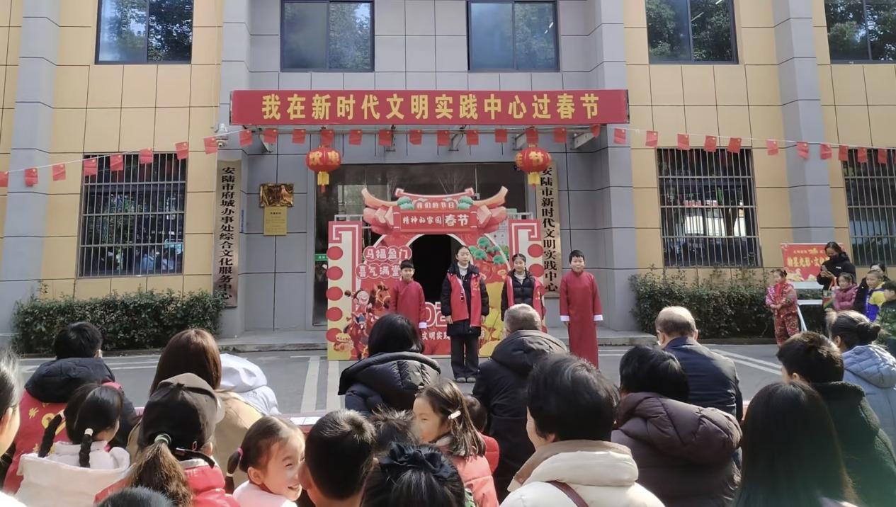 8dffdb7827180eb1c68bb1f989c2a426