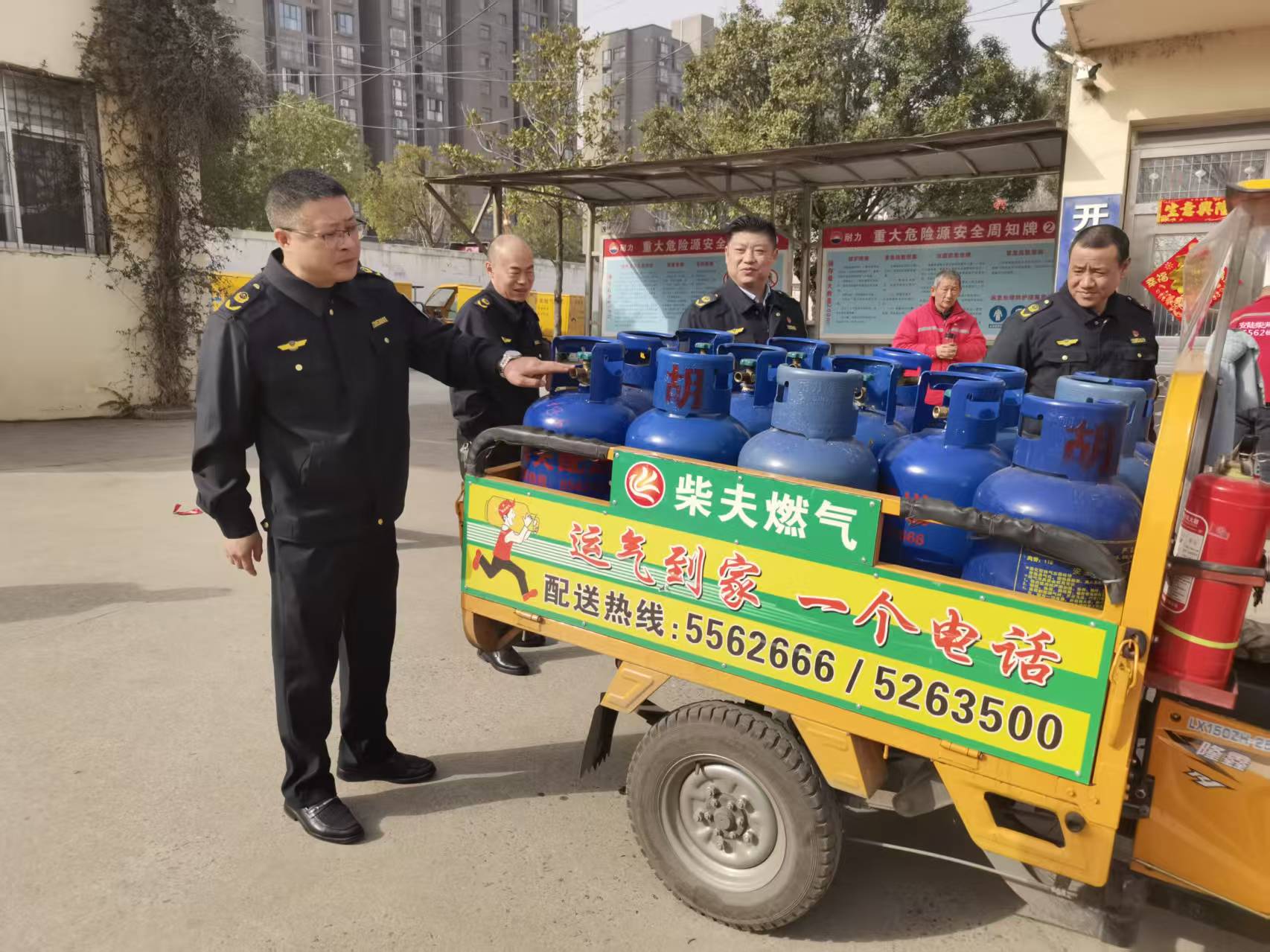 e14e3b7251d2141a2b94a8df261e986a