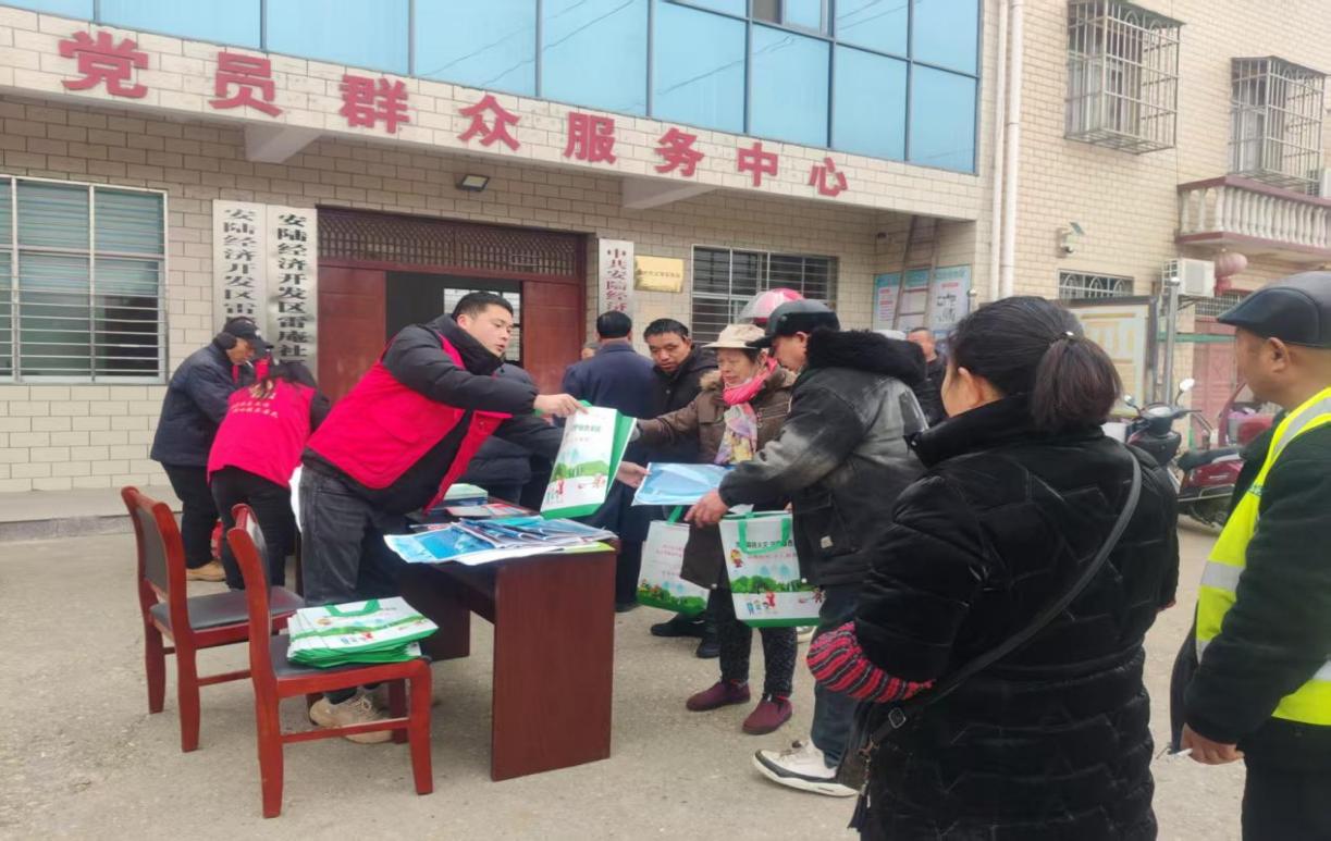 2015a78a2884765fb39a1f89977a8b82