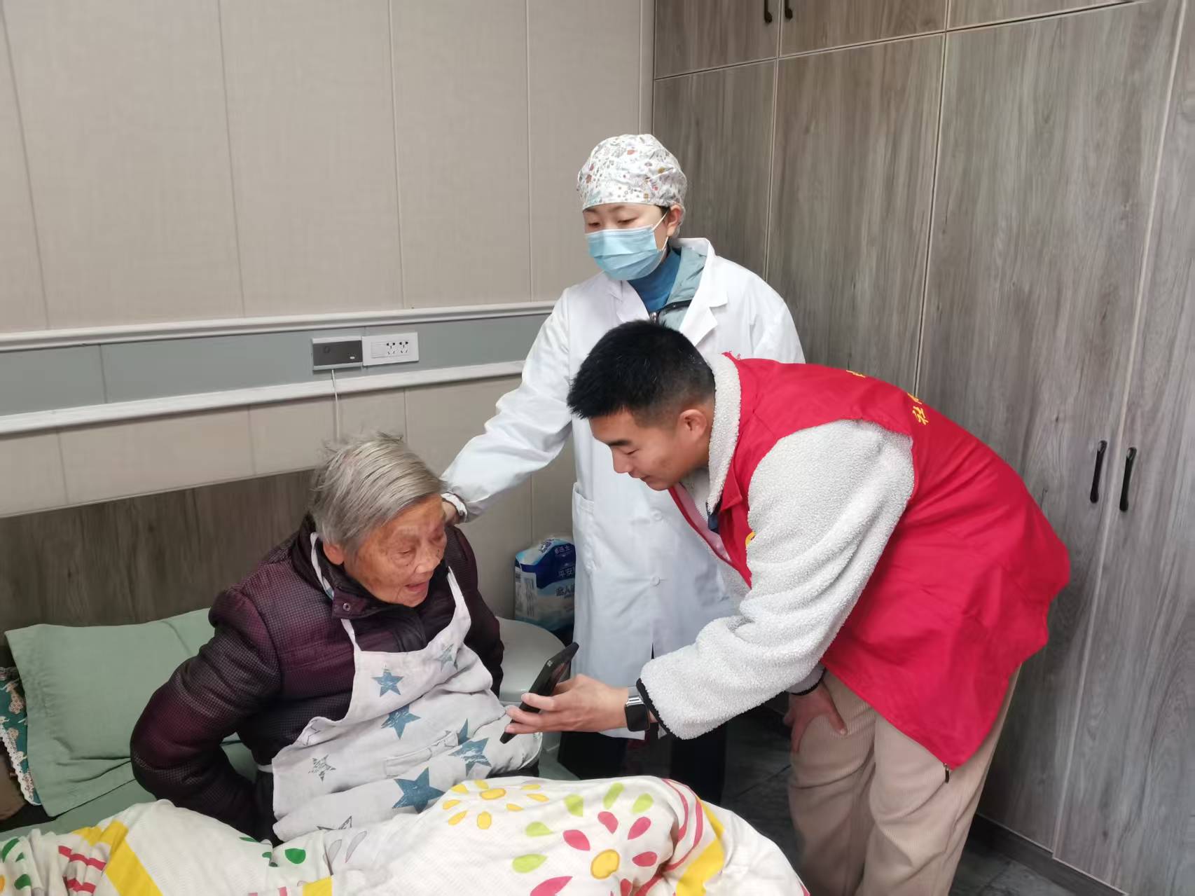 1be2ddcb6c49b23513bb2e766217bea7