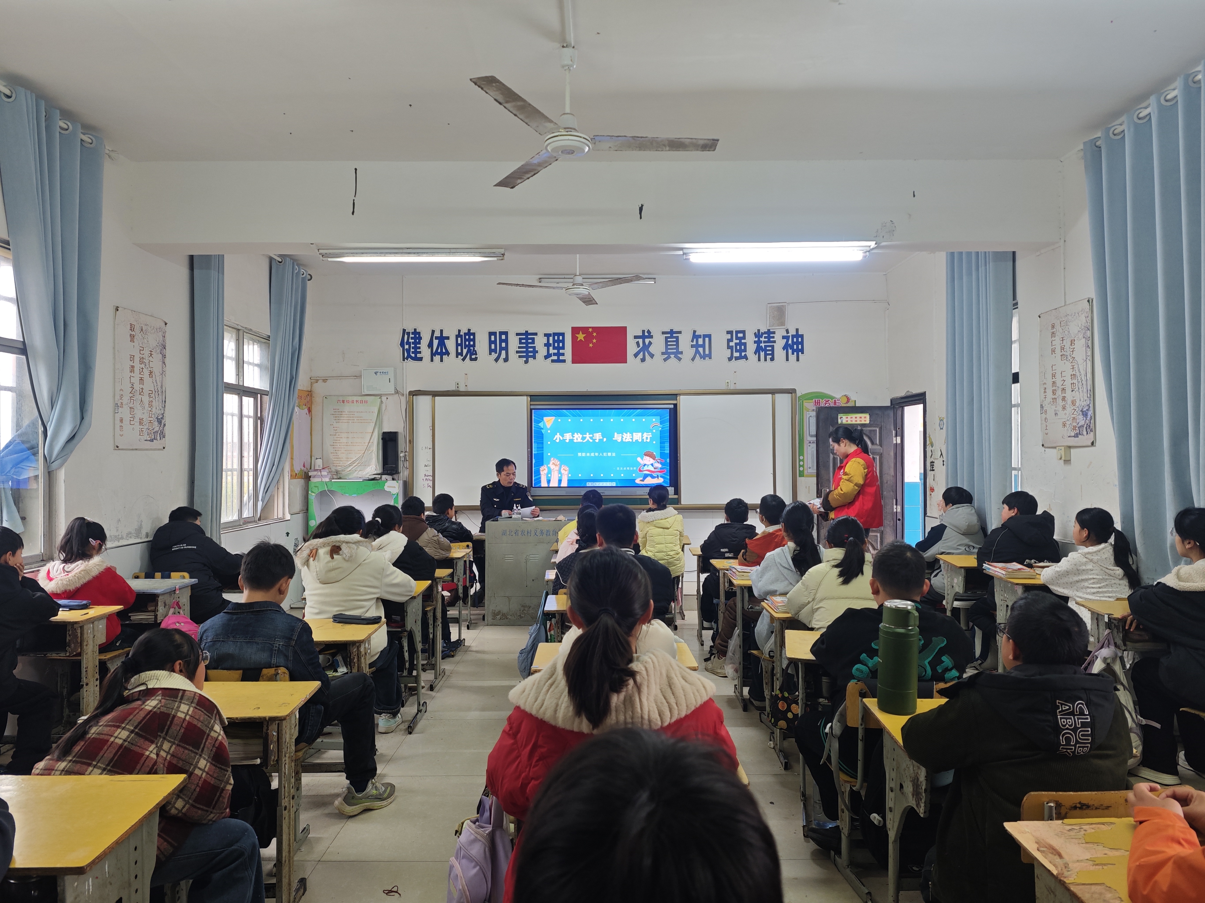 5c80128eede9df9c69a9e2b0eef78056