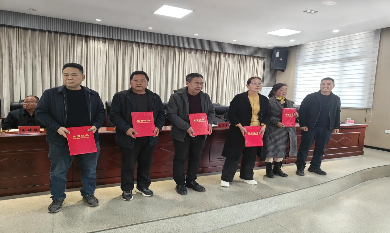 6a2bf0a4daf5b0c08e842715b5ae9227