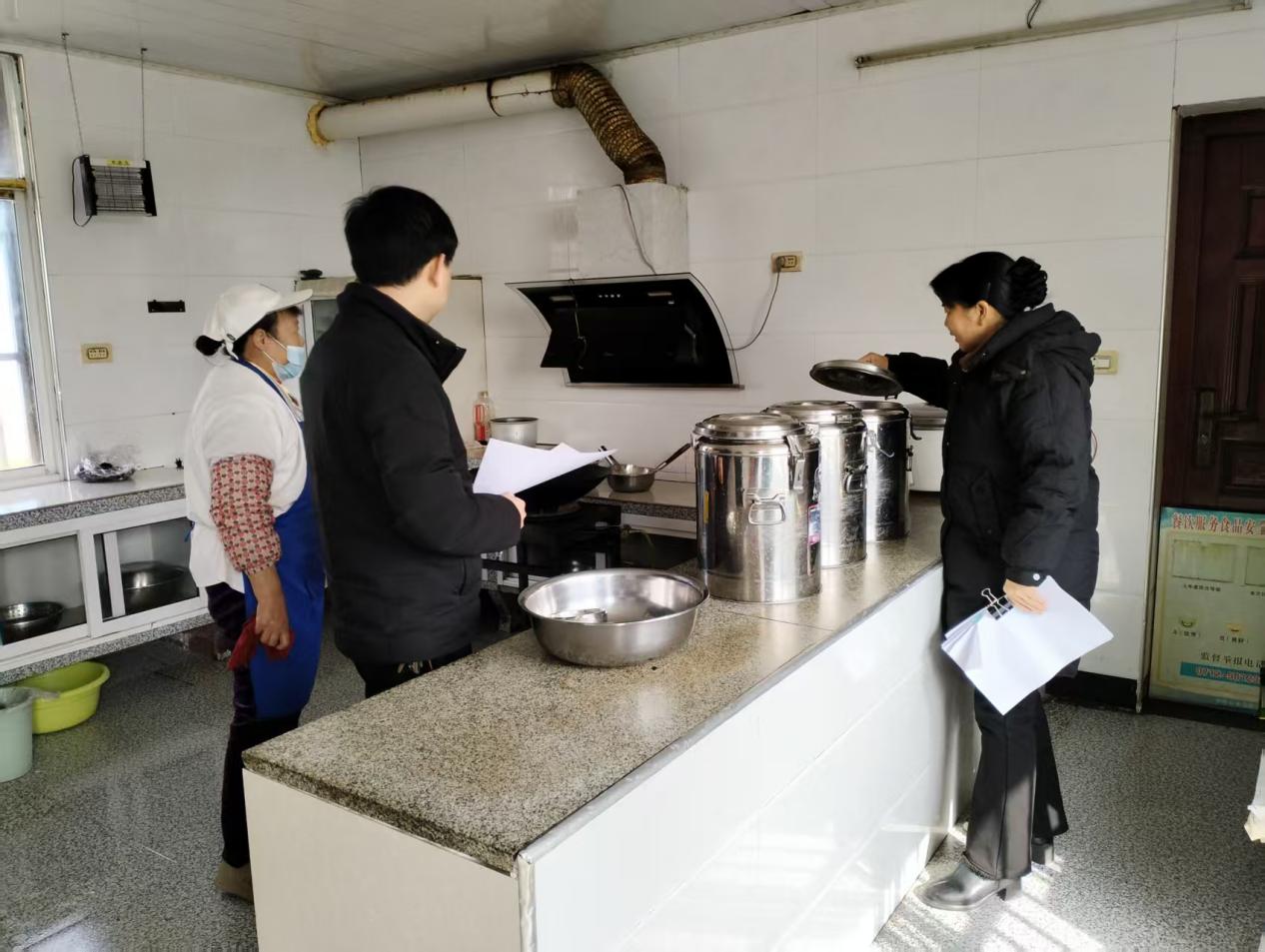 adf6f15ff3c12f1a3353e73846a27218