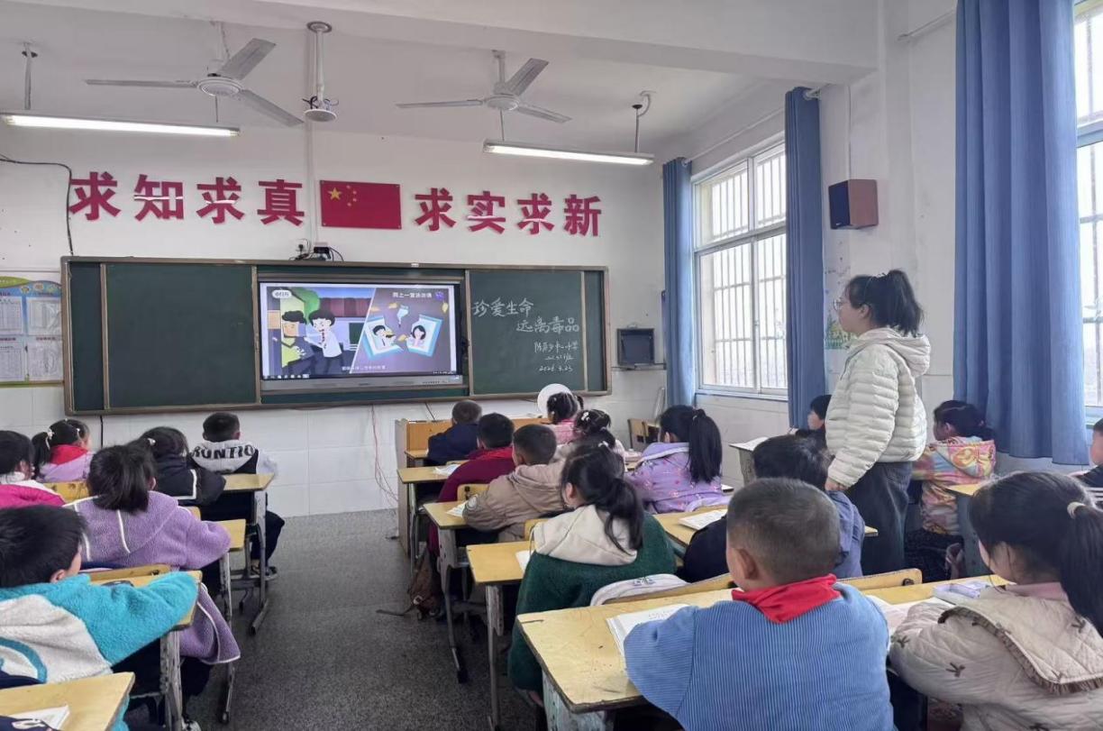 bc9de09a5f8d06bc4b1bc609563ba5eb