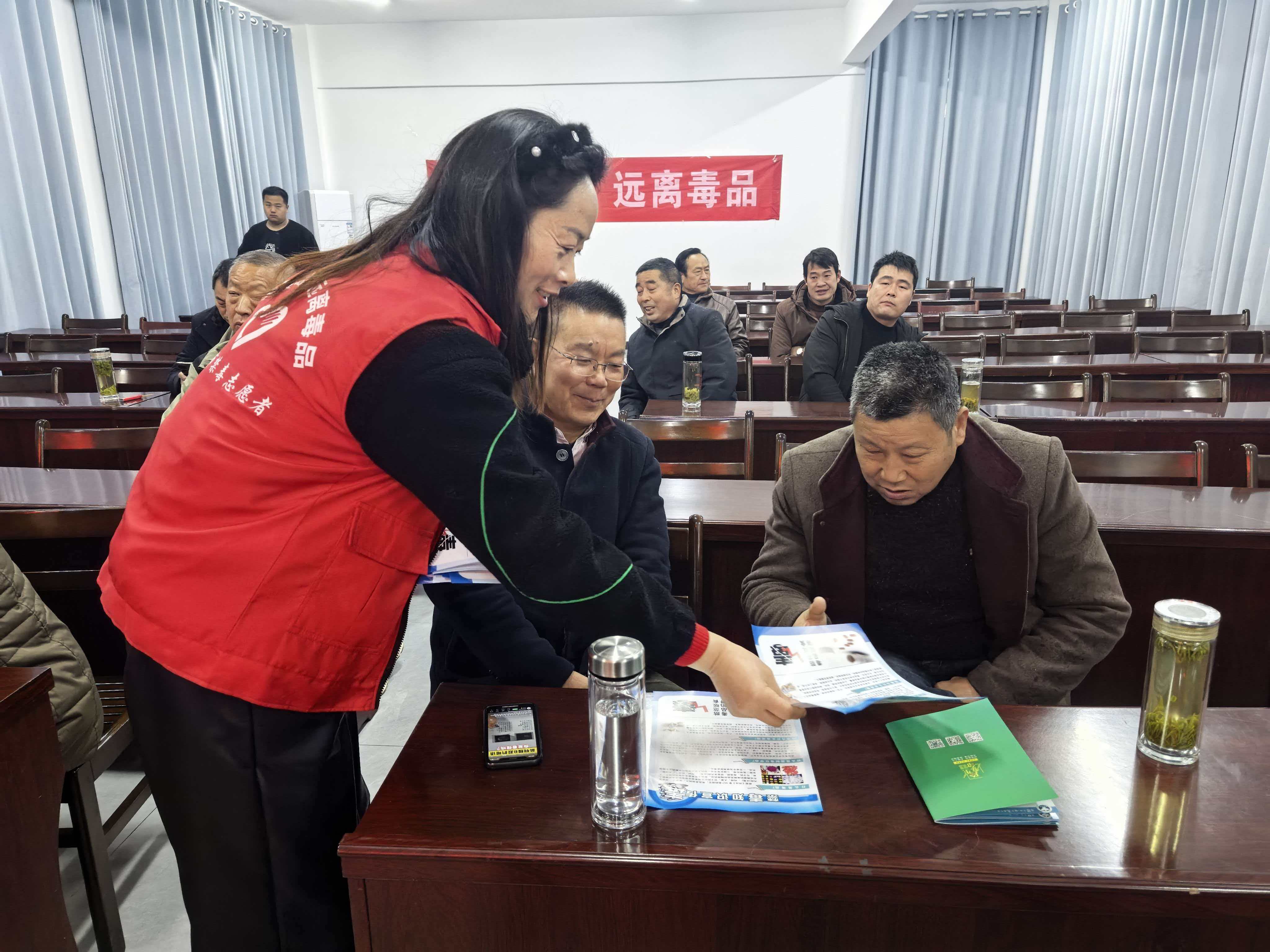 014e49403962a331163ce2e0c0b1037a