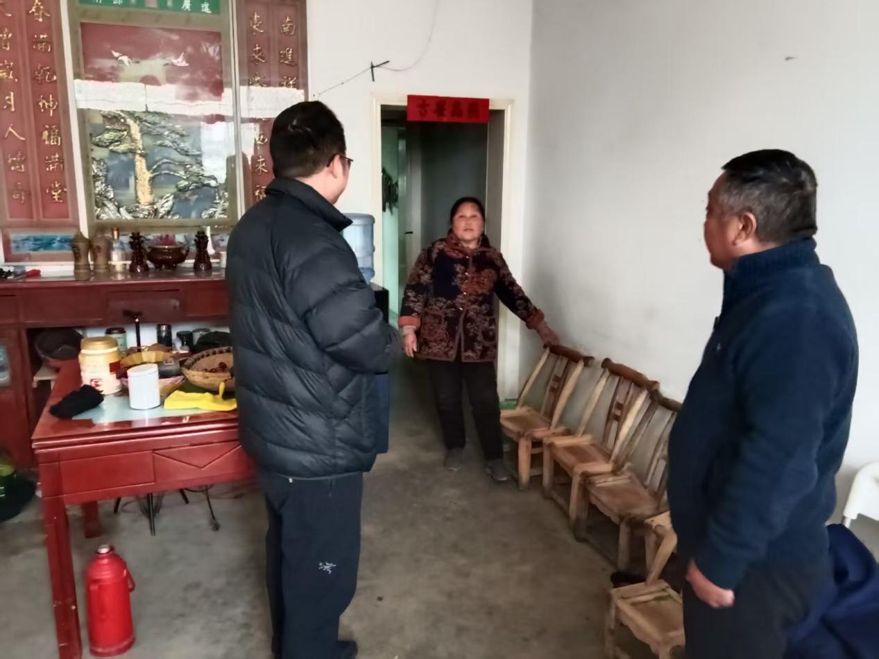 844e72860f7bbbcf04d8f0108f77a71a