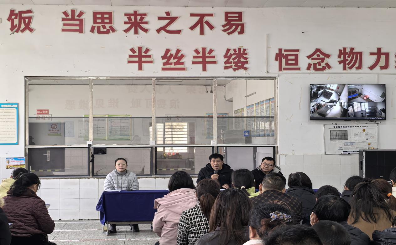 5955883EC59A84D58748354BADDA2AD1