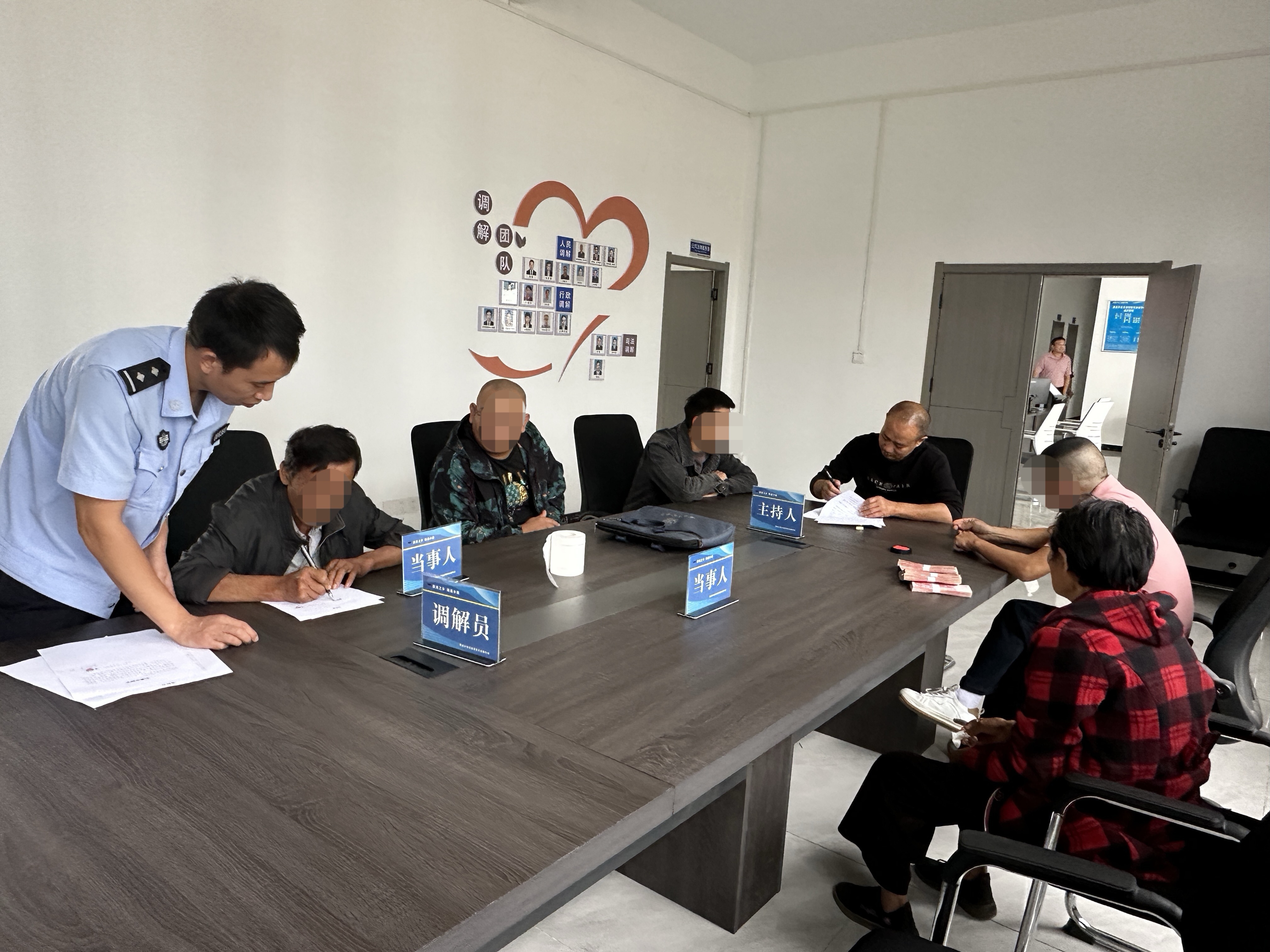 bfdf87a4f48bb0b70c1439b600939ef