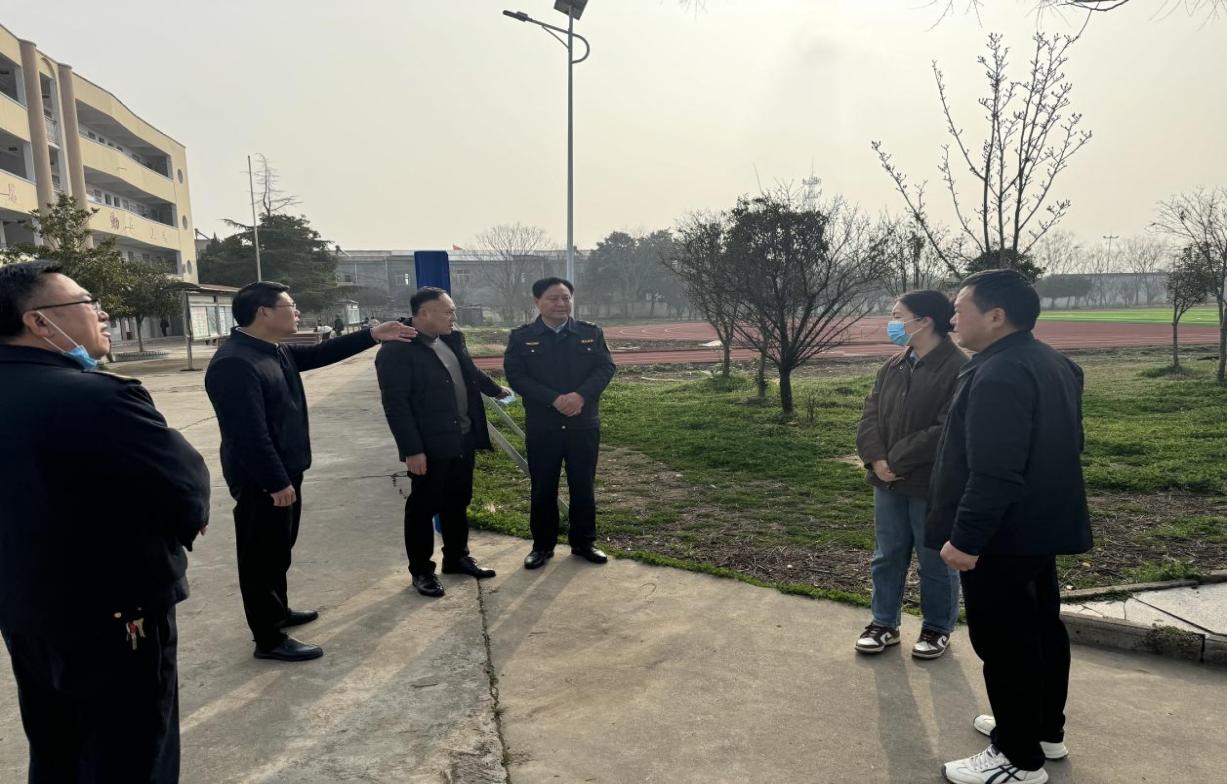 e820b458bf9f1f969175c2b8d06feaea