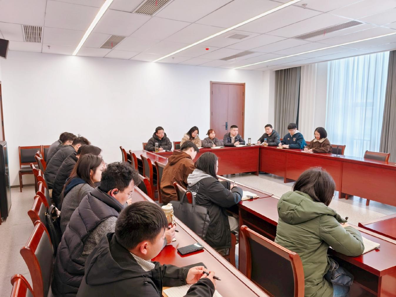 0dfe3d8049f8d35dc40c2fc600cb062f