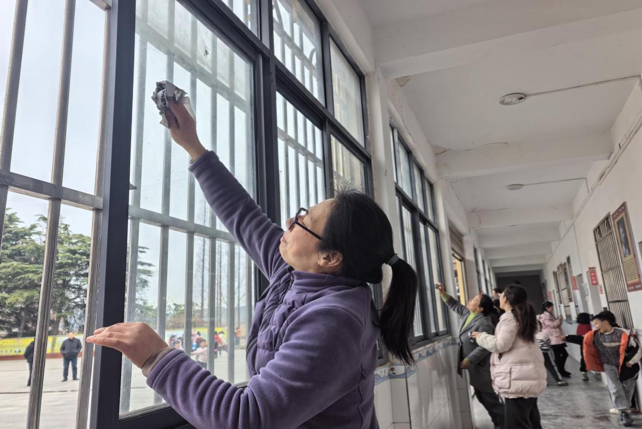 e51b035167d598906160cd32ec702e40