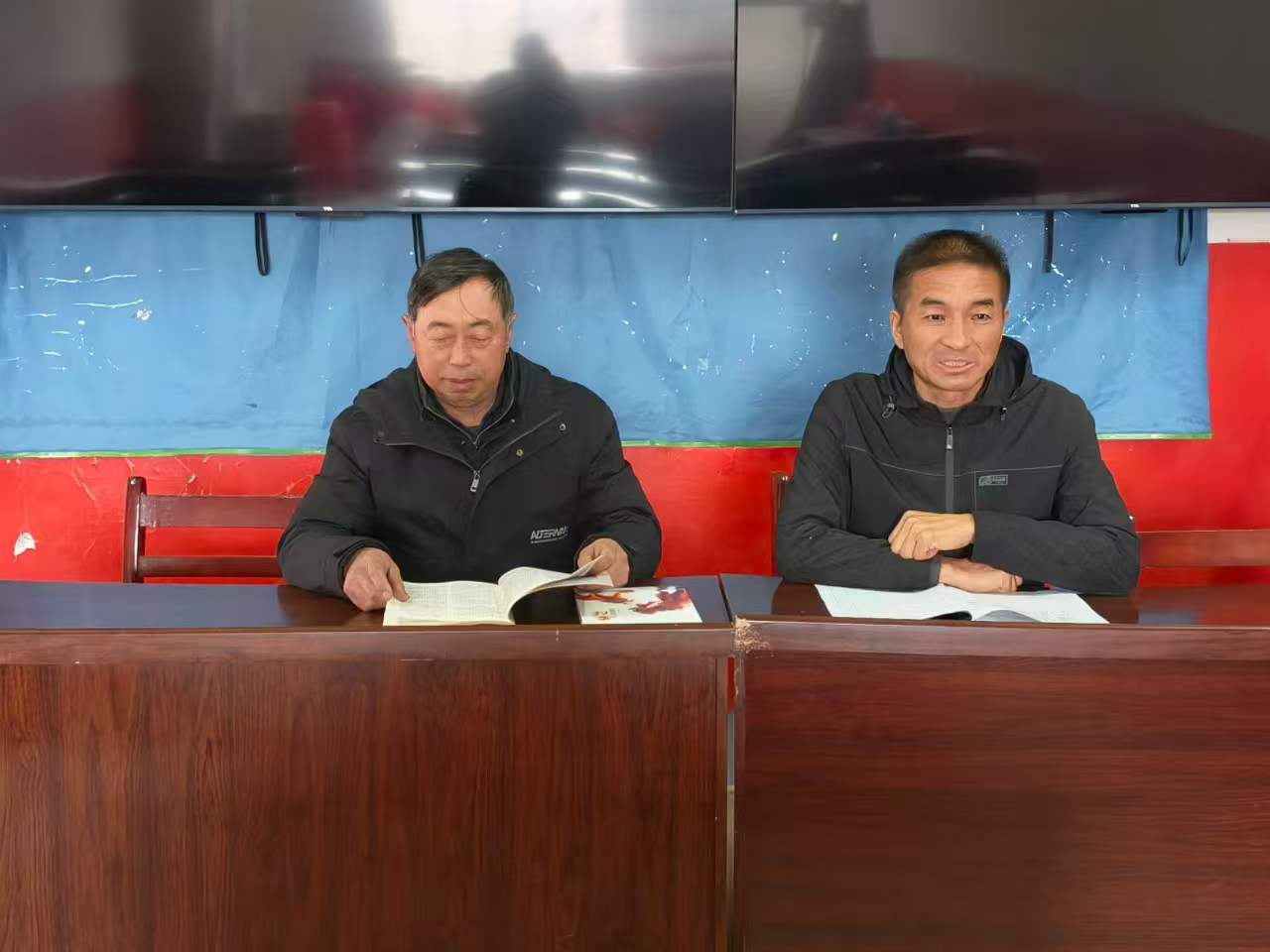 e85fbb906e4d210a069a8c159bfb850