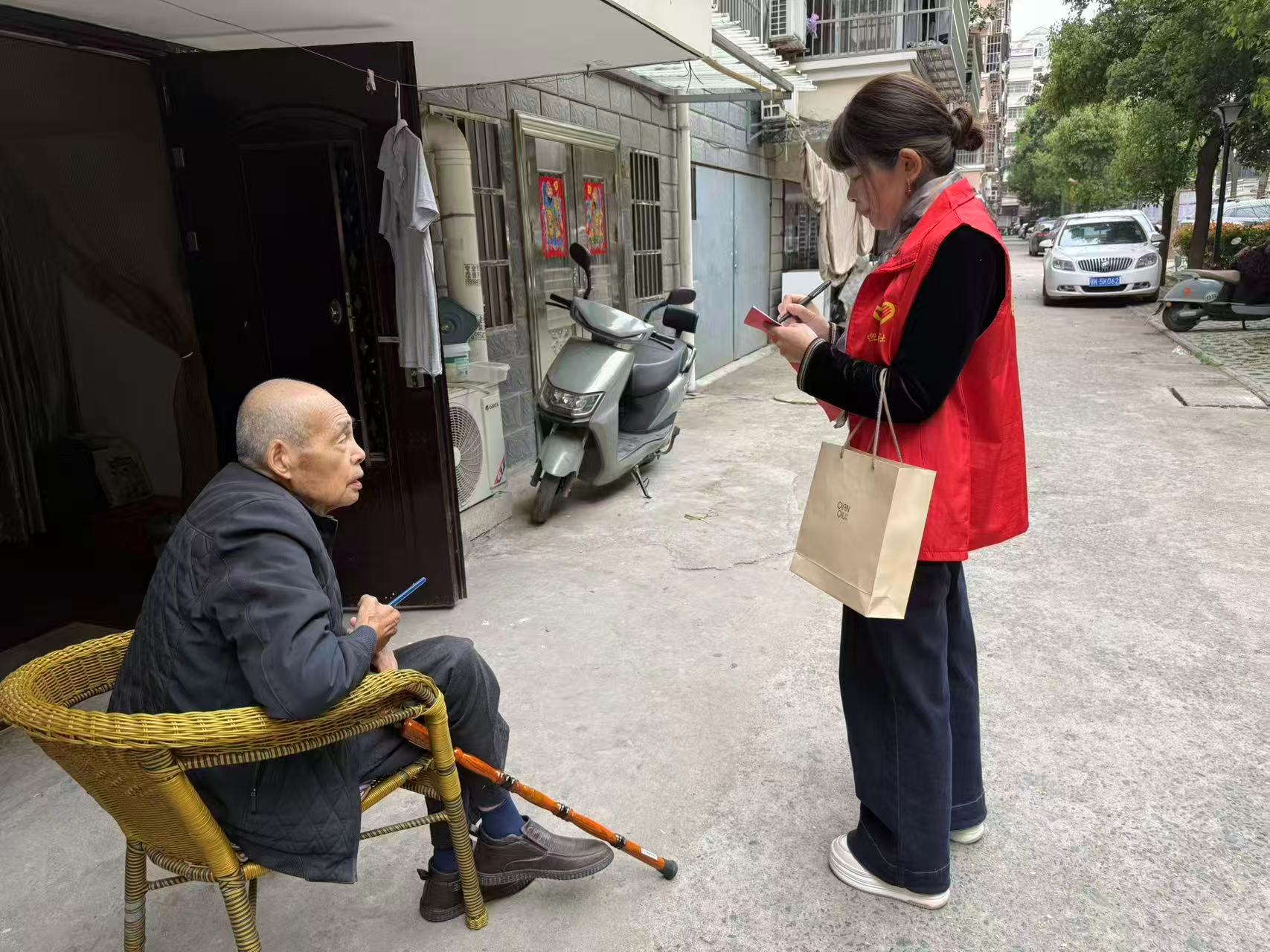 ec36f37c82f5ebe43e045ace6cf2d41