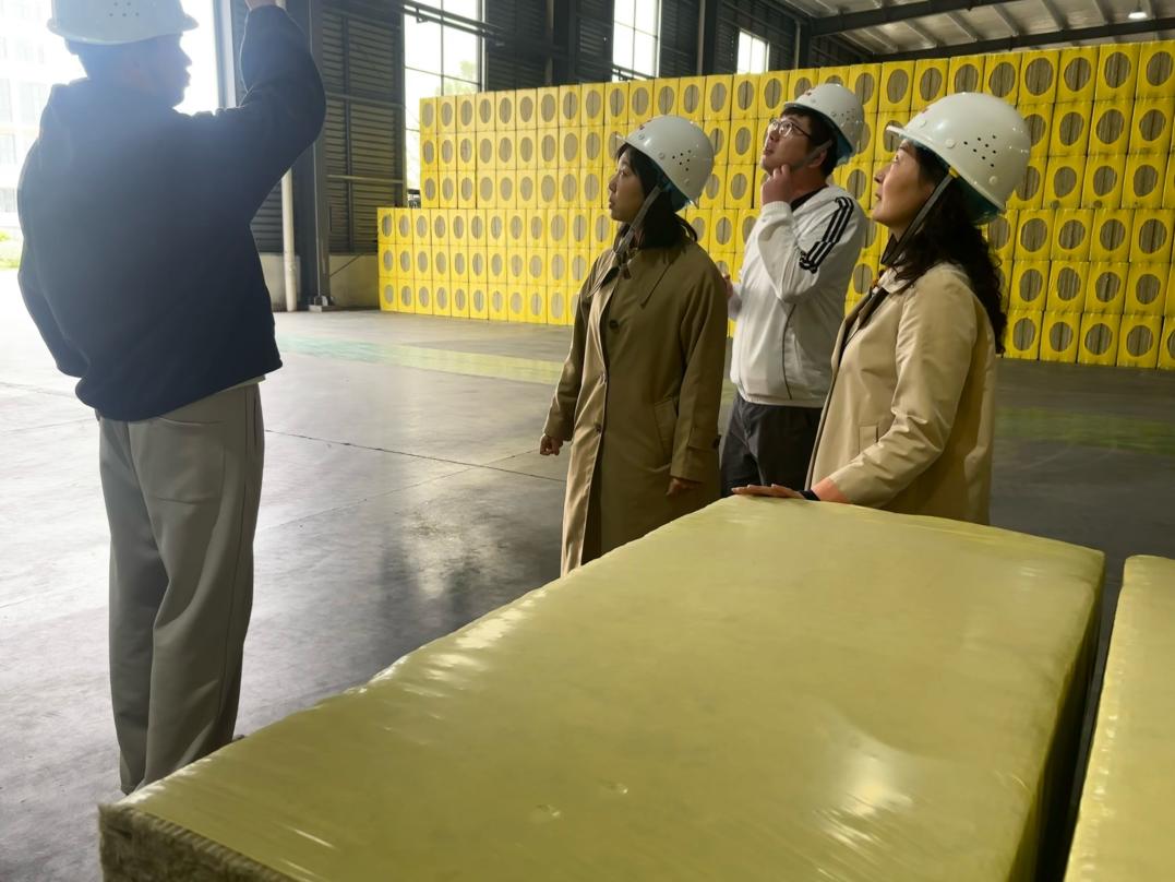 4.14青年企业家走访03