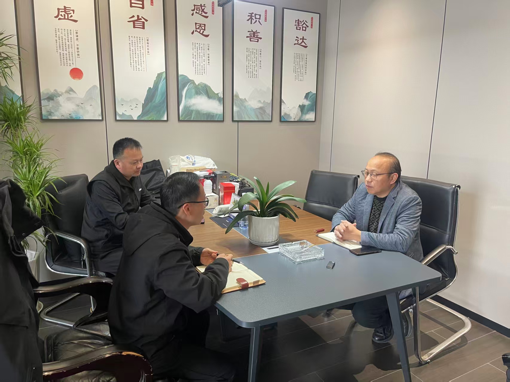 6176a85042715eedeafd058c3c4714a