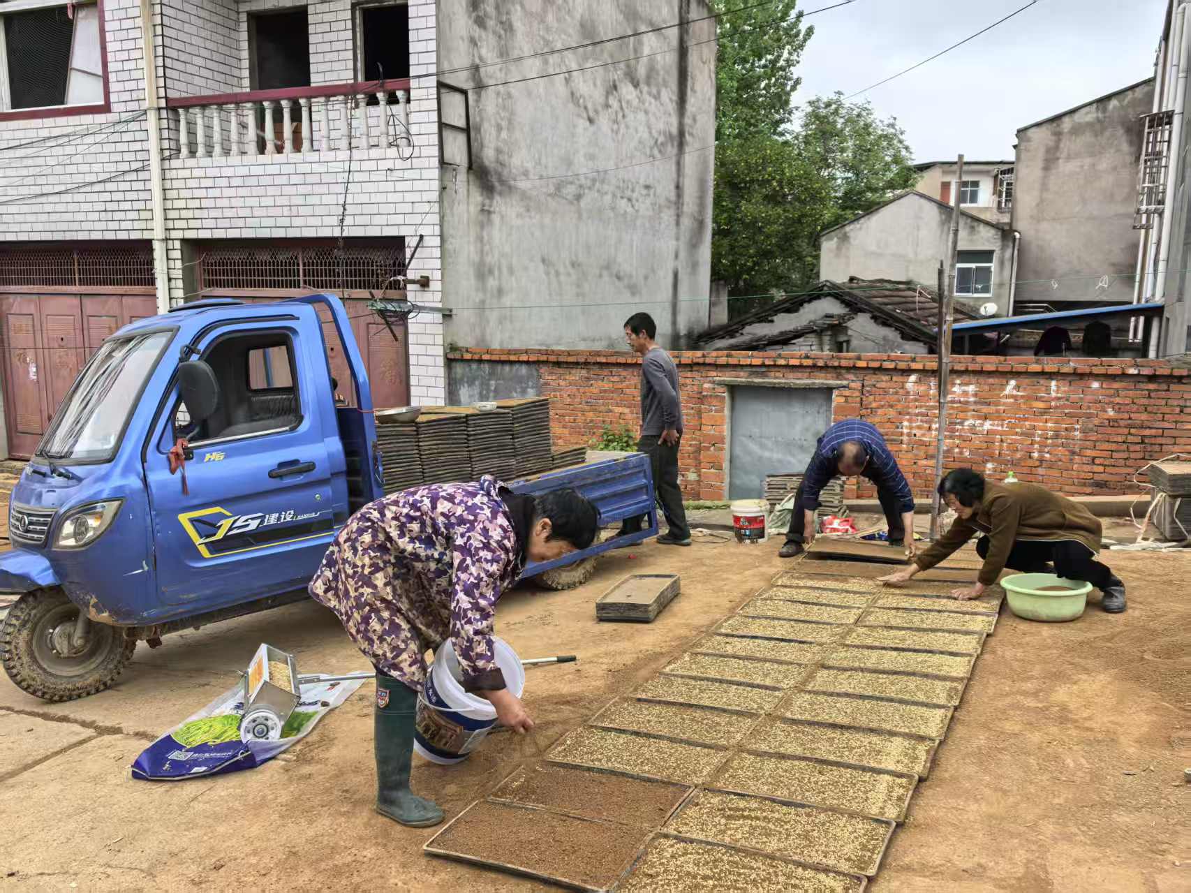 af61c6477d6eebc27d3c58b0356f6c27