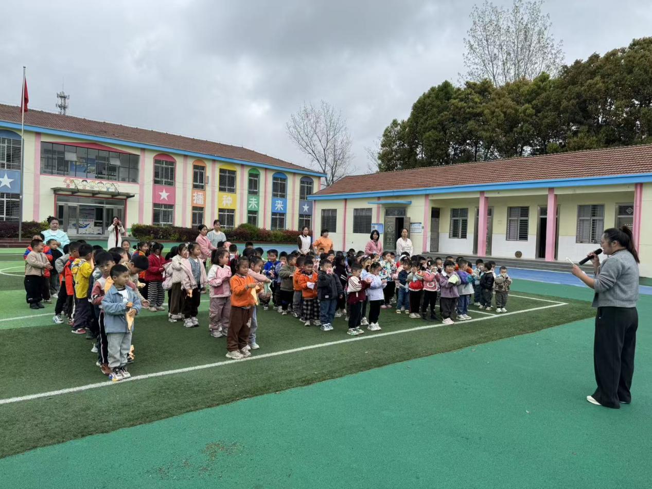 c24b54d2cc1daffabf36dbf1c9c35f8f