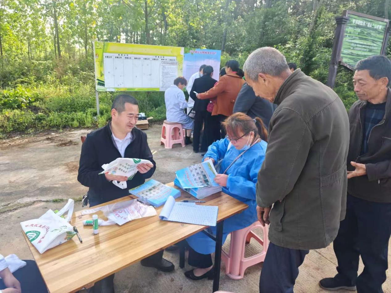 9b71e0dd8c65c47b7bc6dfc741d1880