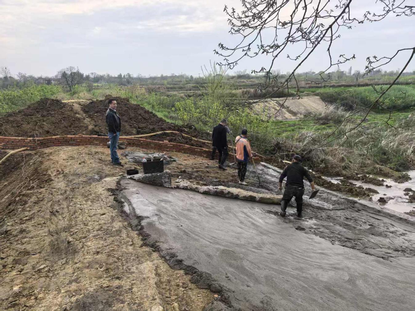 00d9b81880f5bff214a7dd57737c241f