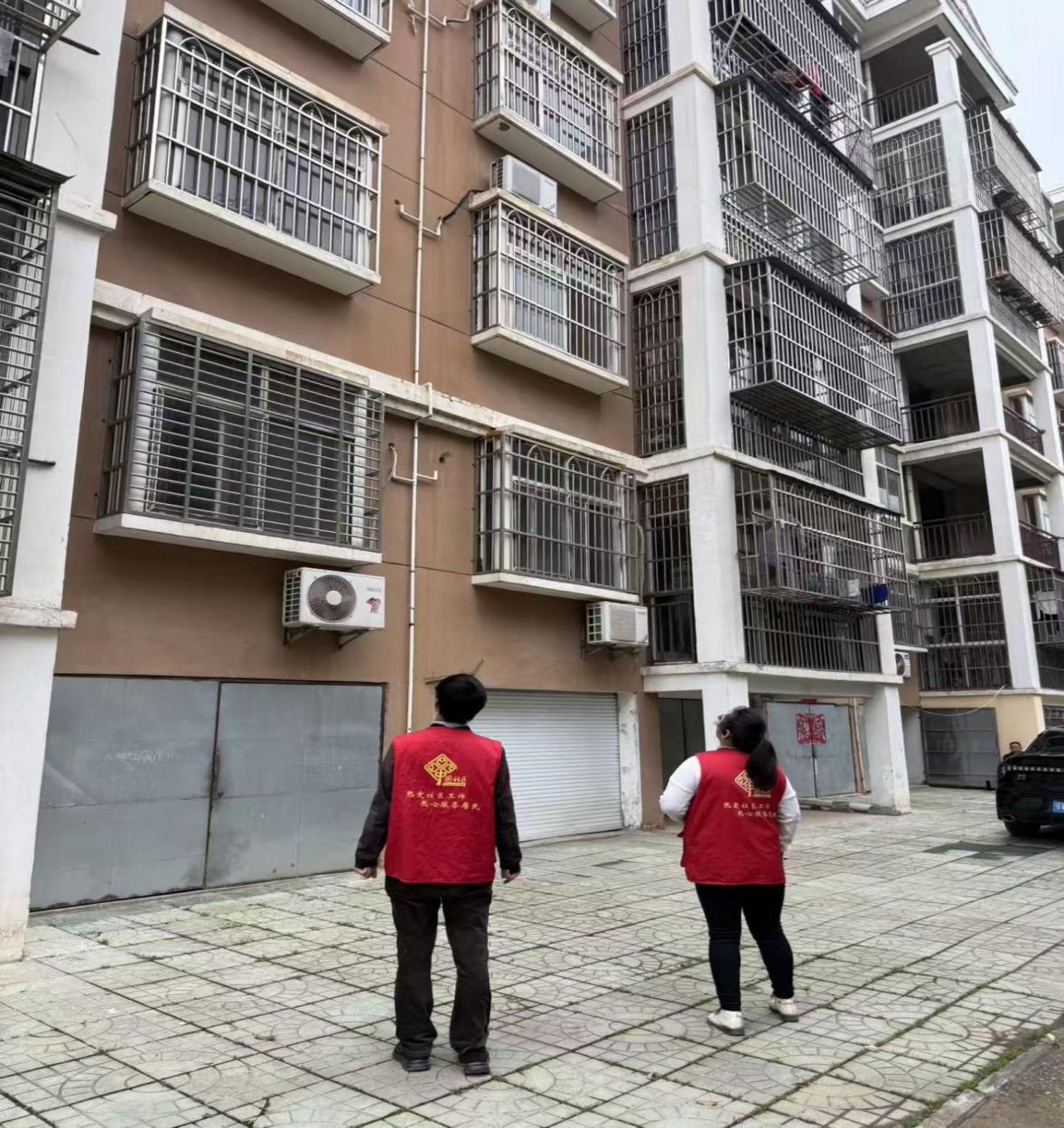 d702bb725d55bb462171659bd5b37069