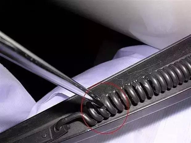 雨刮器刮不干净,只用几步