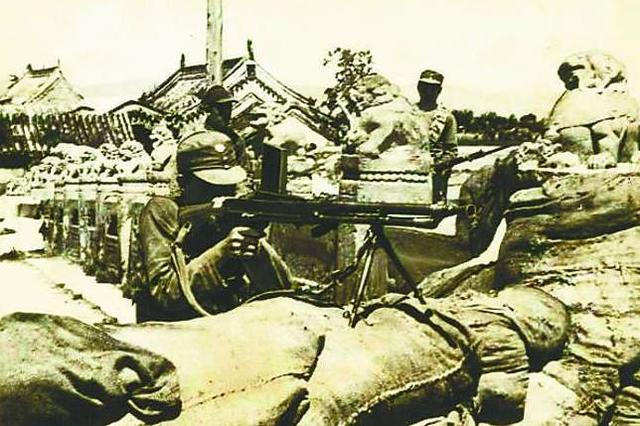 昨晚一夜变太快：&ldquo;抗战八年&rdquo;变十四年，&ldquo;五险一金&rdquo;变&ldquo;四险一金&rdquo;&hellip;&hellip;