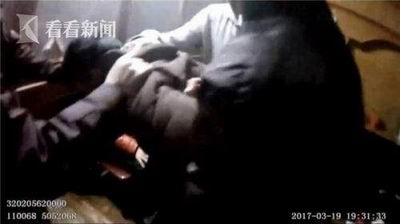 泰迪被砸逼写欠条 被逼写的欠条有效吗？欠条怎么写才能在法律上生效范本