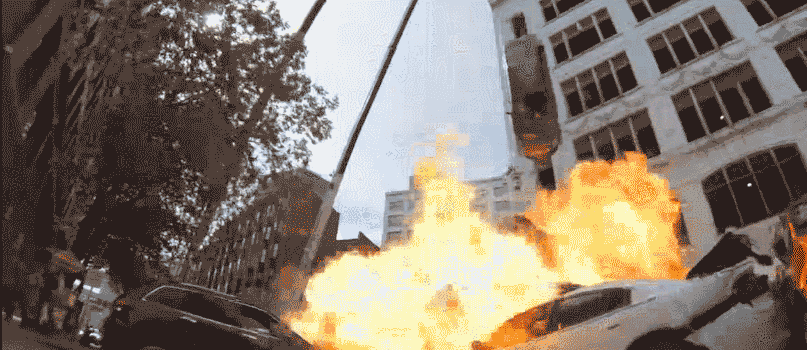 《速8》毁了400辆车,你以为的特效都是实拍!