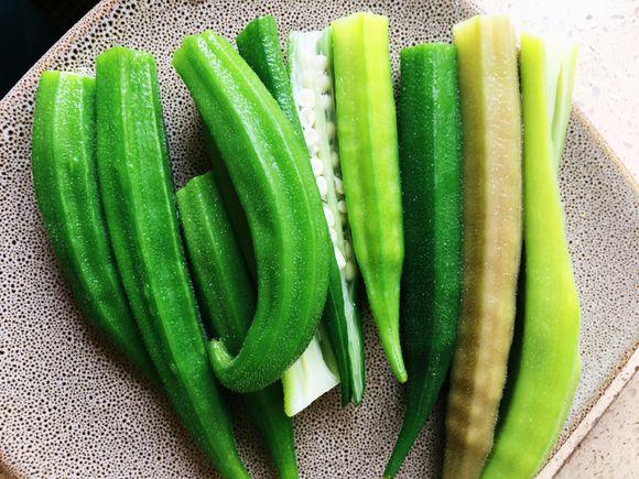 一位90后的姑娘，整天痴迷于花草，结果将生活变成了美丽的诗！