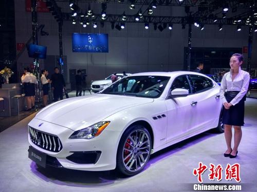 资料图：上海车展上的汽车。<a target='_blank' href='http://www.chinanews.com/' >中新网</a>记者 李金磊 摄