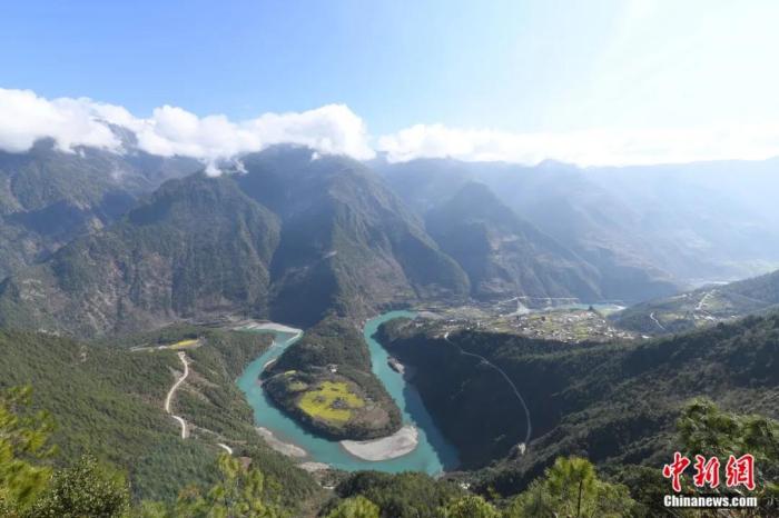 点击进入下一页