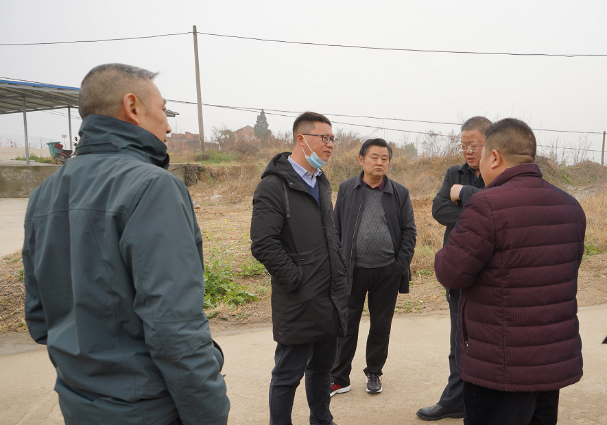 黄宗超强调,各相关部门要加强协调沟通,充当好"店小二"形象,制定切实