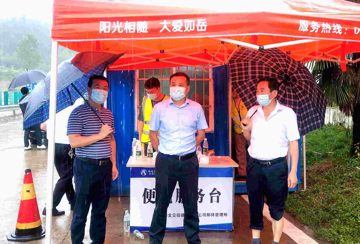 刘炳坤到柳林镇检查督导疫情防控工作