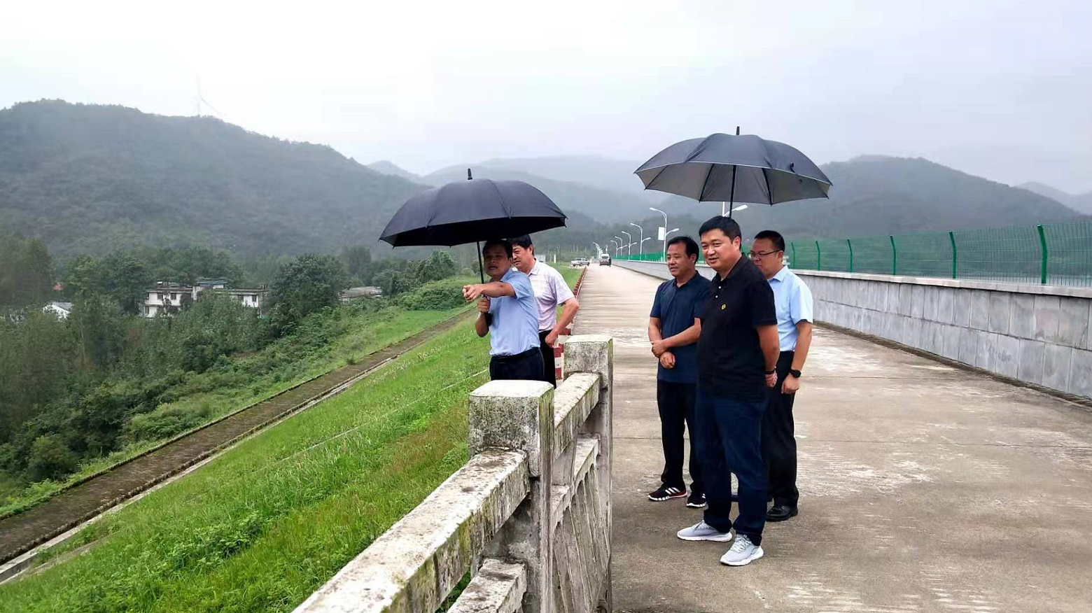 【转作风 保安全 促发展】刘炳坤到草店镇检查工作