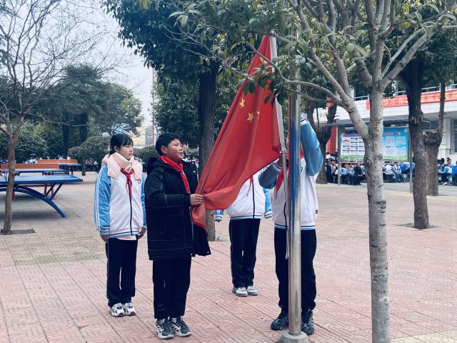 烈山湖学校举行2022年春季开学典礼暨文明习惯养生仪式_云上随县