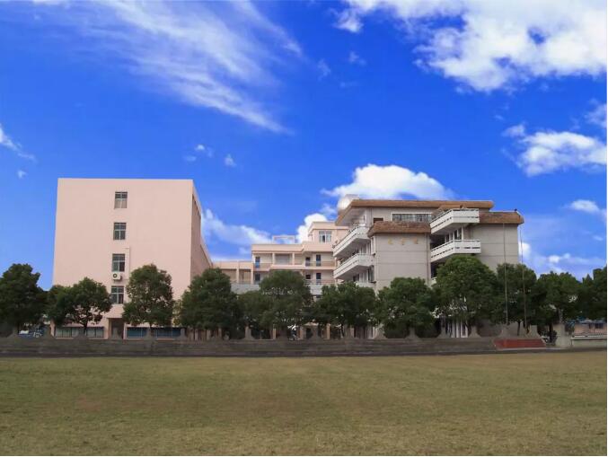 武汉市吴家山第二中学