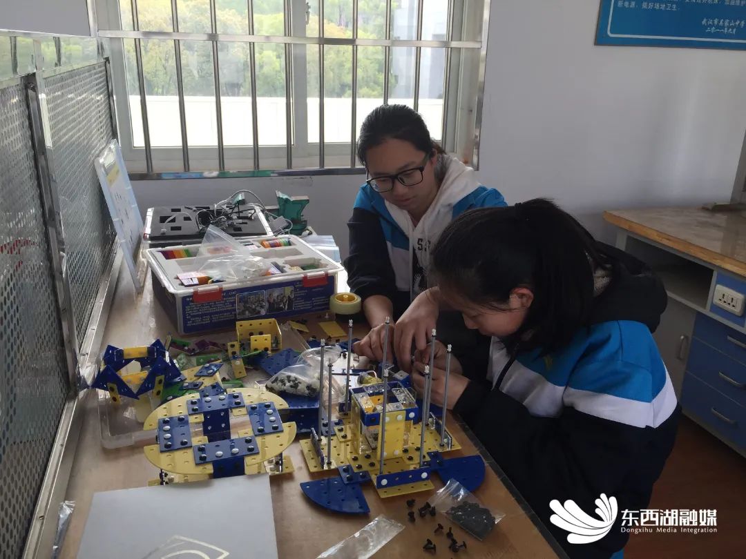 90348ed5d5f94d27b2b12889f7857b2b.jpg 图片