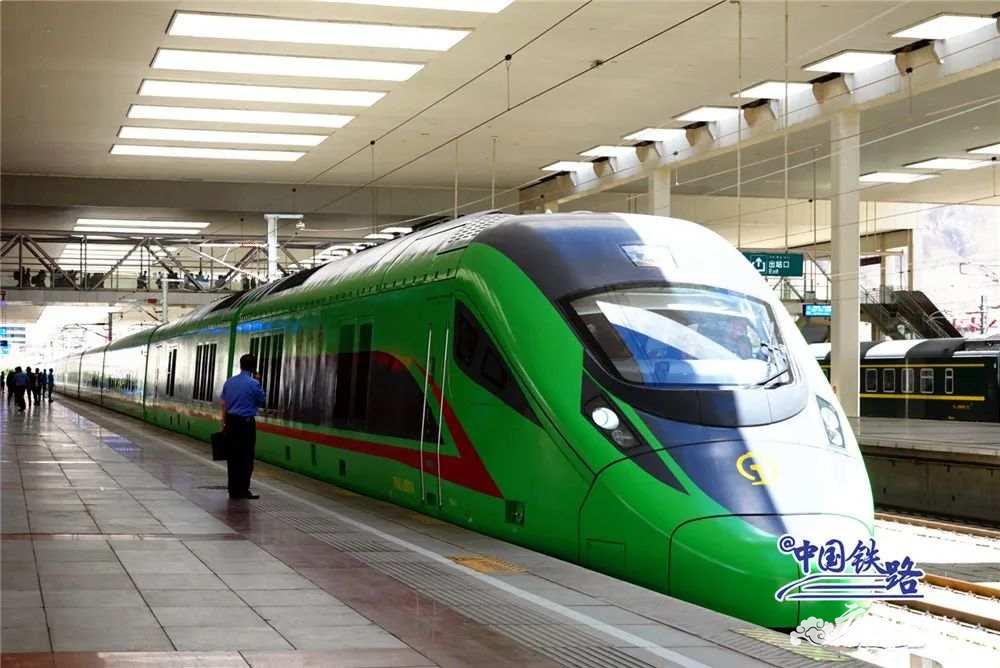 制氧机为什么一直叫独家体验！开进西藏的复兴号到底长啥样？_https://www.jmylbn.com_新闻资讯_第24张