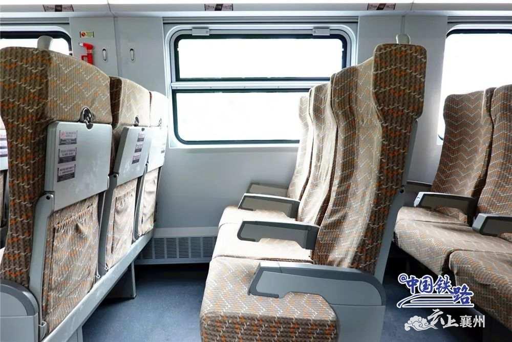 制氧机为什么一直叫独家体验！开进西藏的复兴号到底长啥样？_https://www.jmylbn.com_新闻资讯_第8张