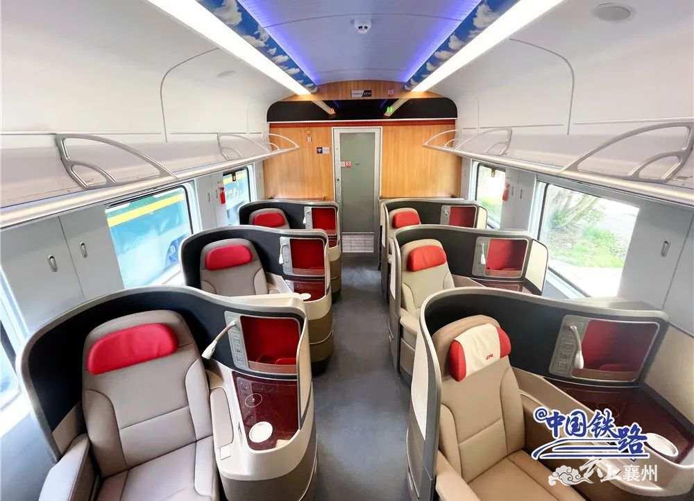 制氧机为什么一直叫独家体验！开进西藏的复兴号到底长啥样？_https://www.jmylbn.com_新闻资讯_第9张