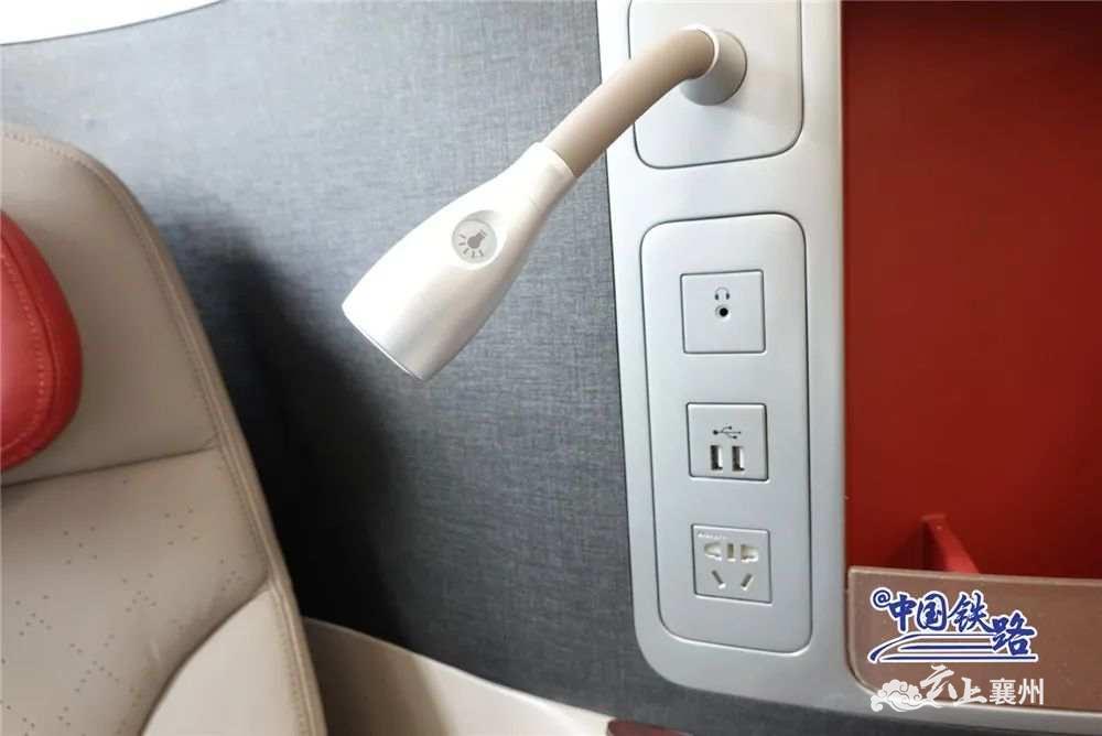 制氧机为什么一直叫独家体验！开进西藏的复兴号到底长啥样？_https://www.jmylbn.com_新闻资讯_第10张