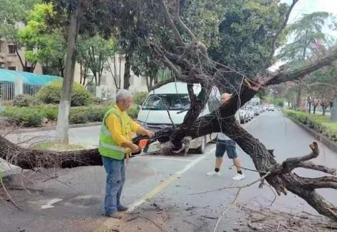 正在上传...